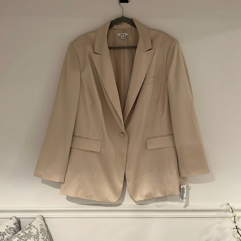Bar III light tea blazer